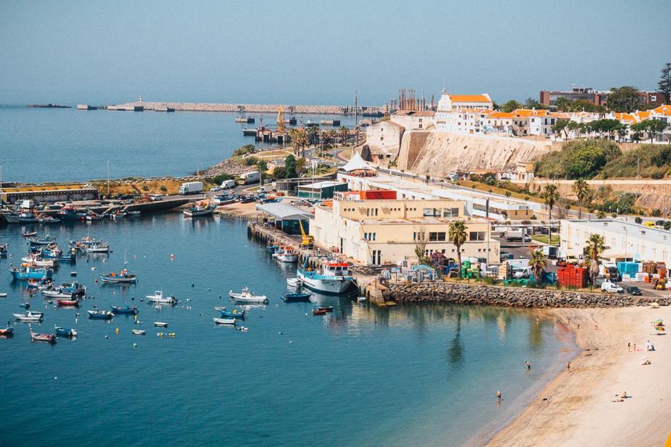 Hotel Veleiro Sines Bagian luar foto